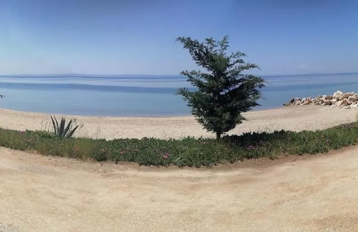 Porto Almira Beachfront House Σπίτι διακοπών *